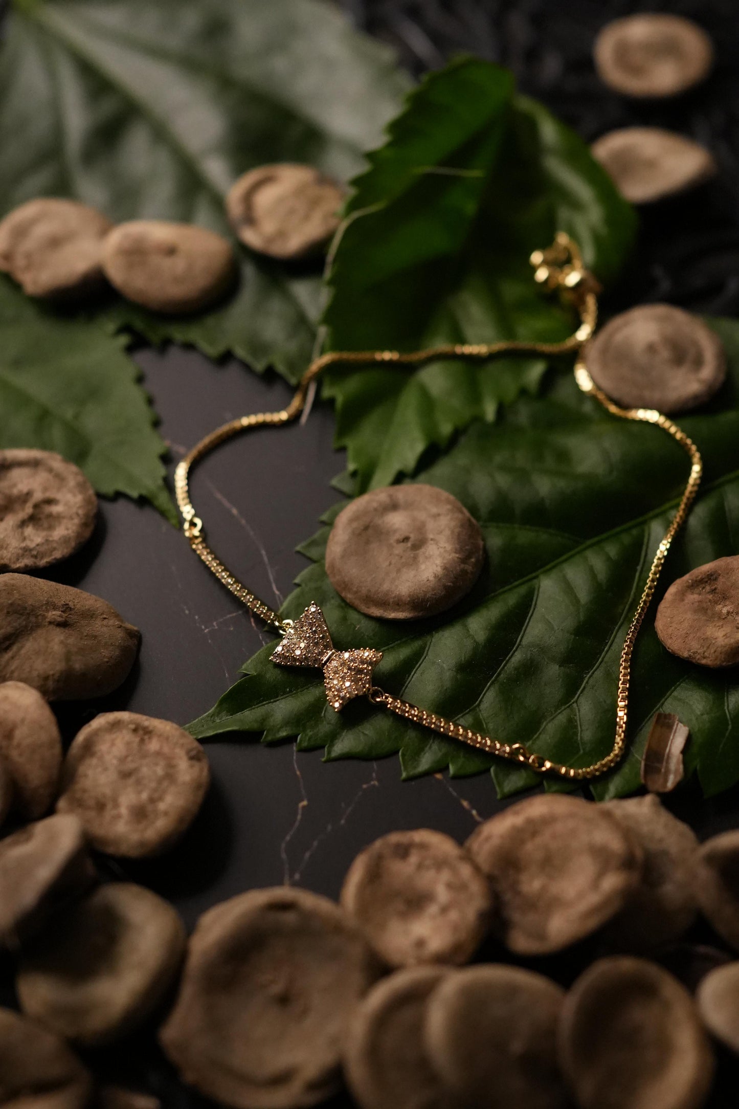 Bow bracelet