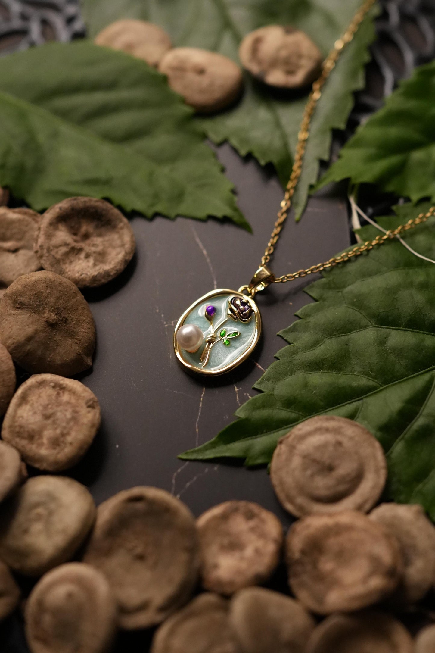 Rose necklace