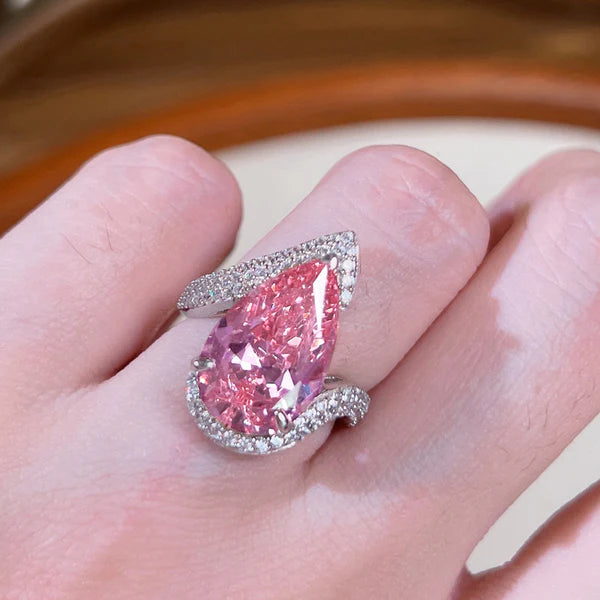 Diamond Crushed Ice Cut Pink Teardrop Finger Ring