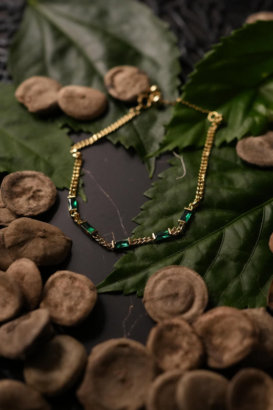 Emerald bracelet